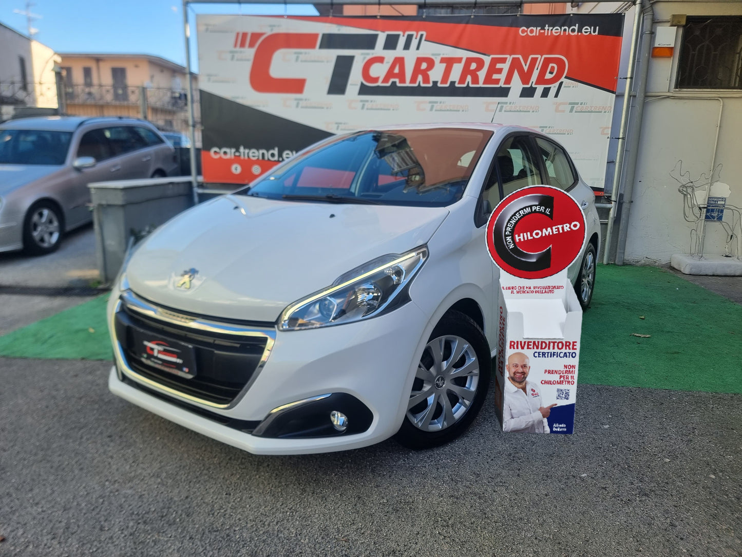 Peugeot 208 BlueHDi 100 S&S 5 porte Active