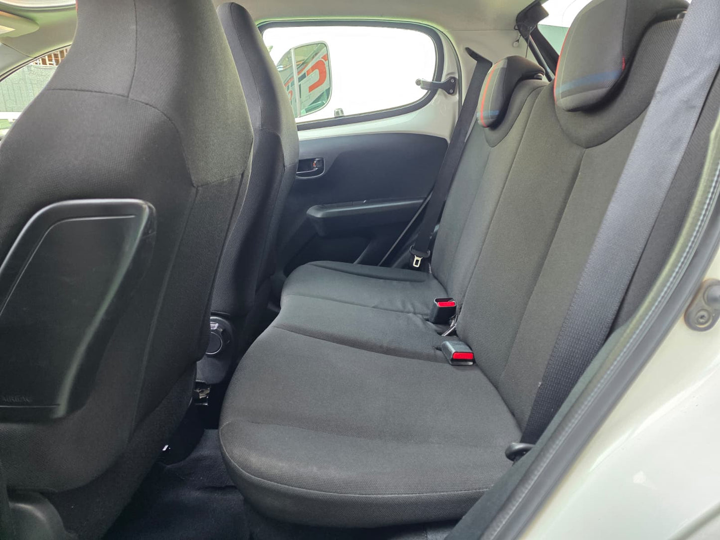 Peugeot 108 VTi 68 5 porte Allure TOP!