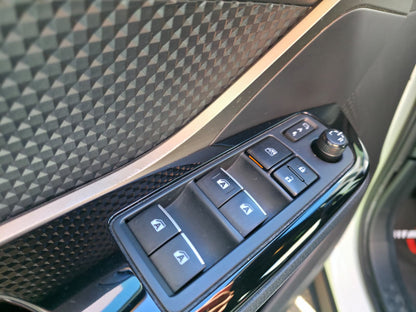 Toyota C-HR 1.8 Hybrid E-CVT Trend